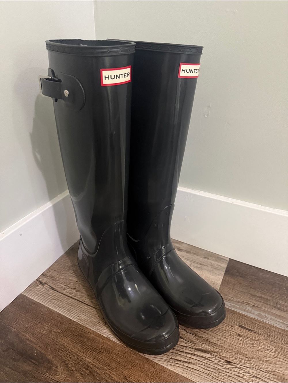 Hunter Original Tall Gloss Black Women’s Rain Boots - Sz. 8 /EU 39